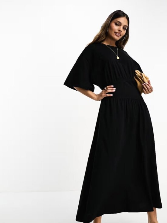 River Island Dresses & Skirts - River Island | Black Cinched Waist Midi Tee Dress with Pockets | Size 14
